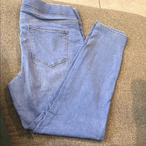 Old Navy Light Blue Women's Skinny Jeans - Picture 2 of 3